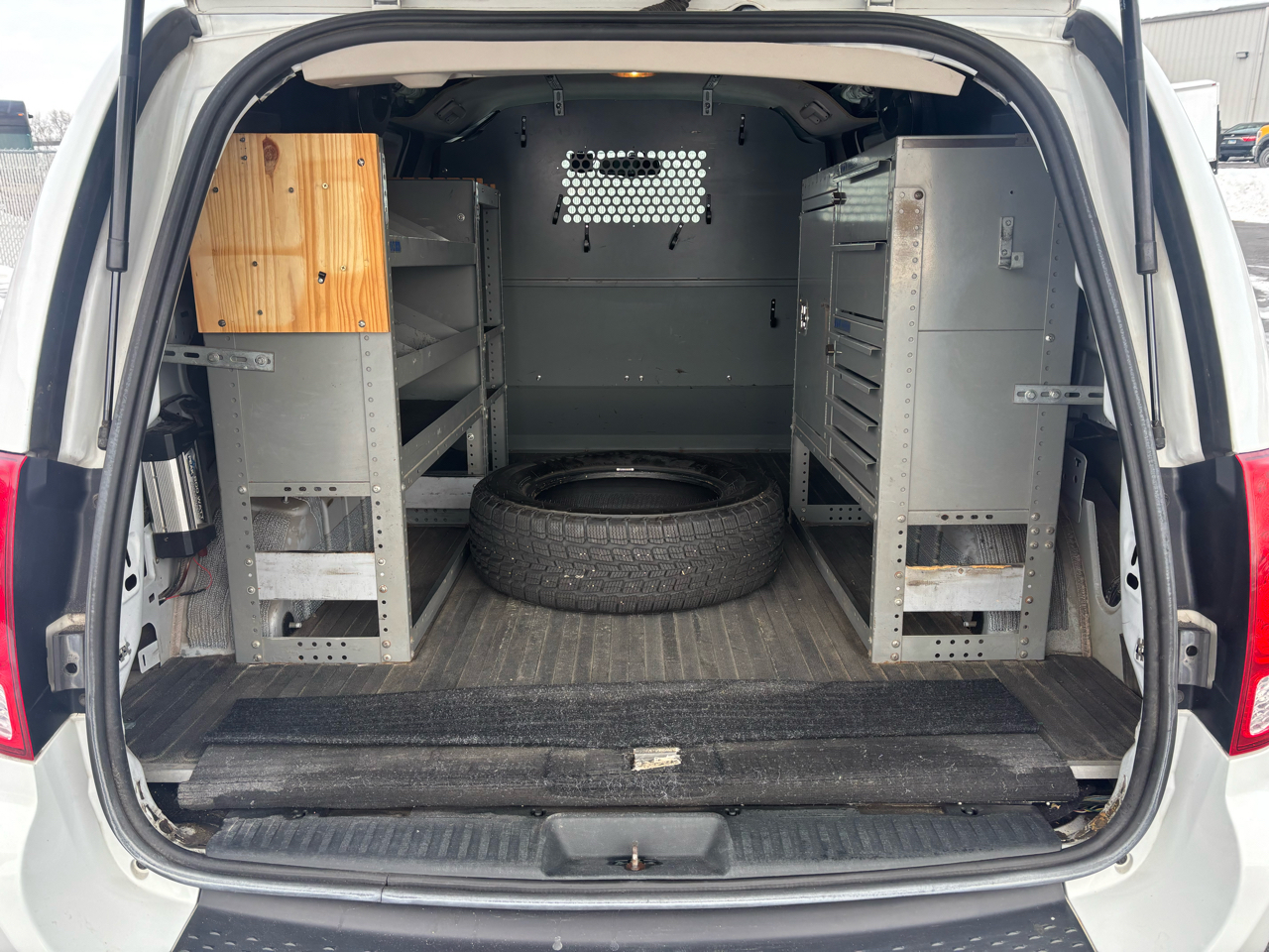 RAM Cargo Van 119" WB Tradesman 2015
