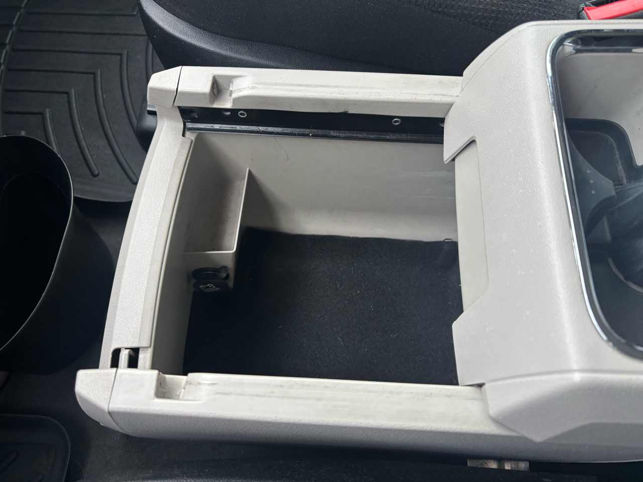 RAM Cargo Van 119" WB Tradesman 2015