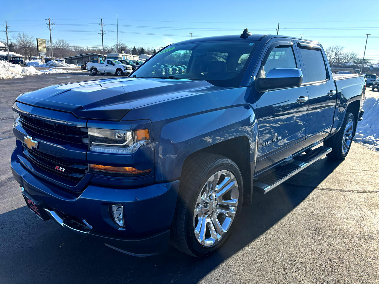 Chevrolet Silverado 1500 4WD Crew Cab 143.5" LT w/2LT 2017