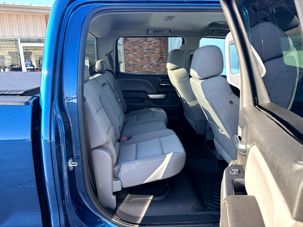 Chevrolet Silverado 1500 4WD Crew Cab 143.5" LT w/2LT 2017