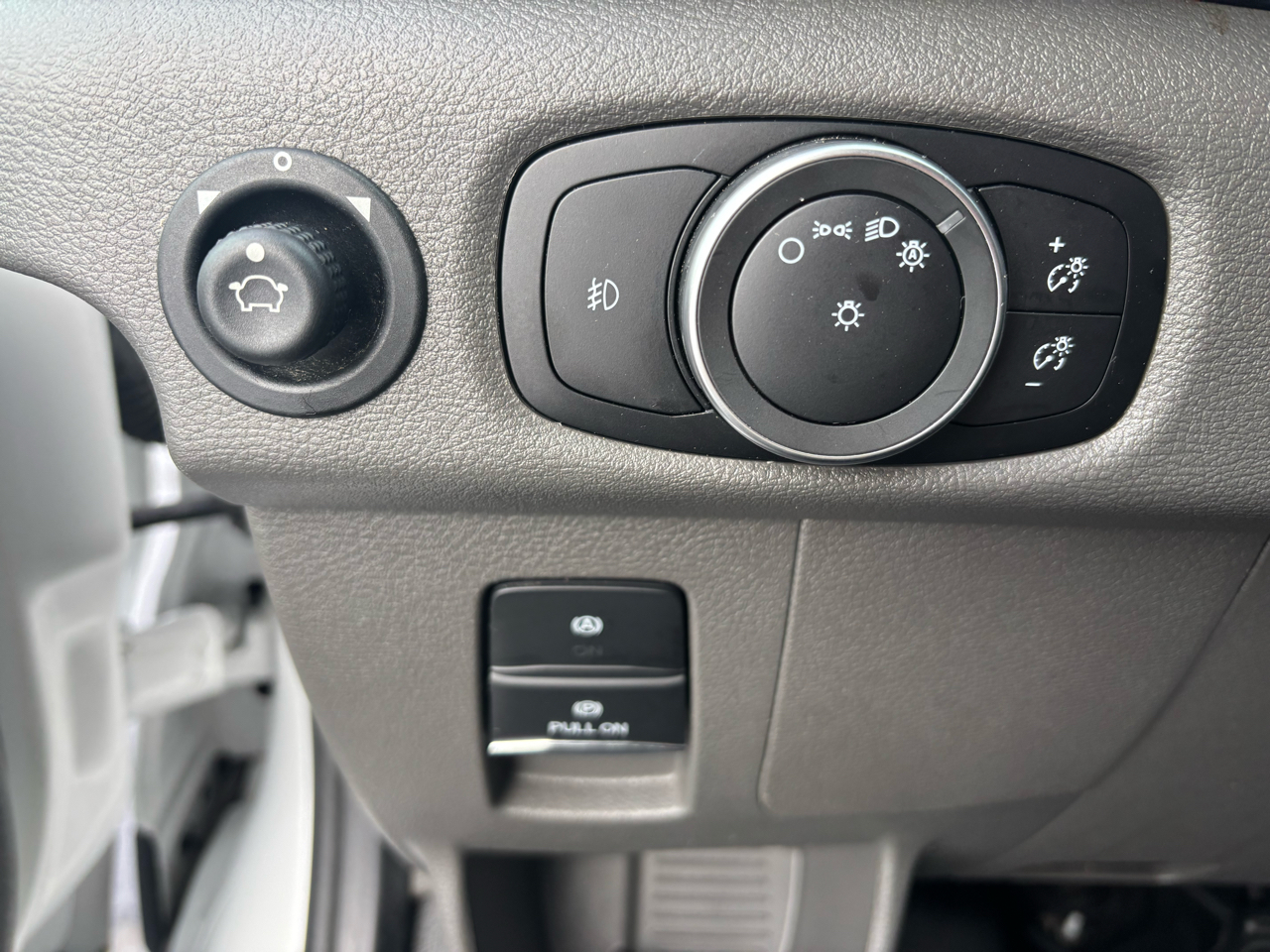 Ford Transit Cargo Van T-250 130" Low Rf 9070 GVWR RWD 2024