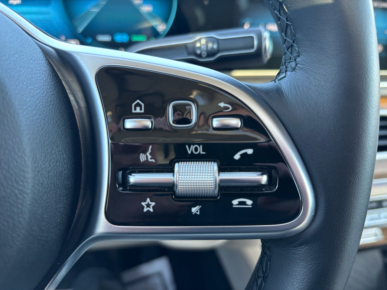 Mercedes-Benz GLS GLS 450 4MATIC SUV 2023