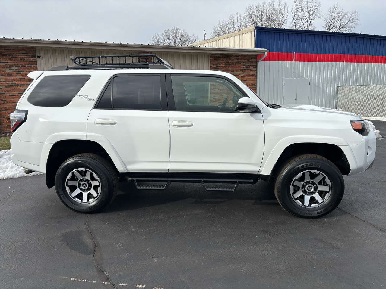 Toyota 4Runner TRD Off Road 4WD (Natl) 2023