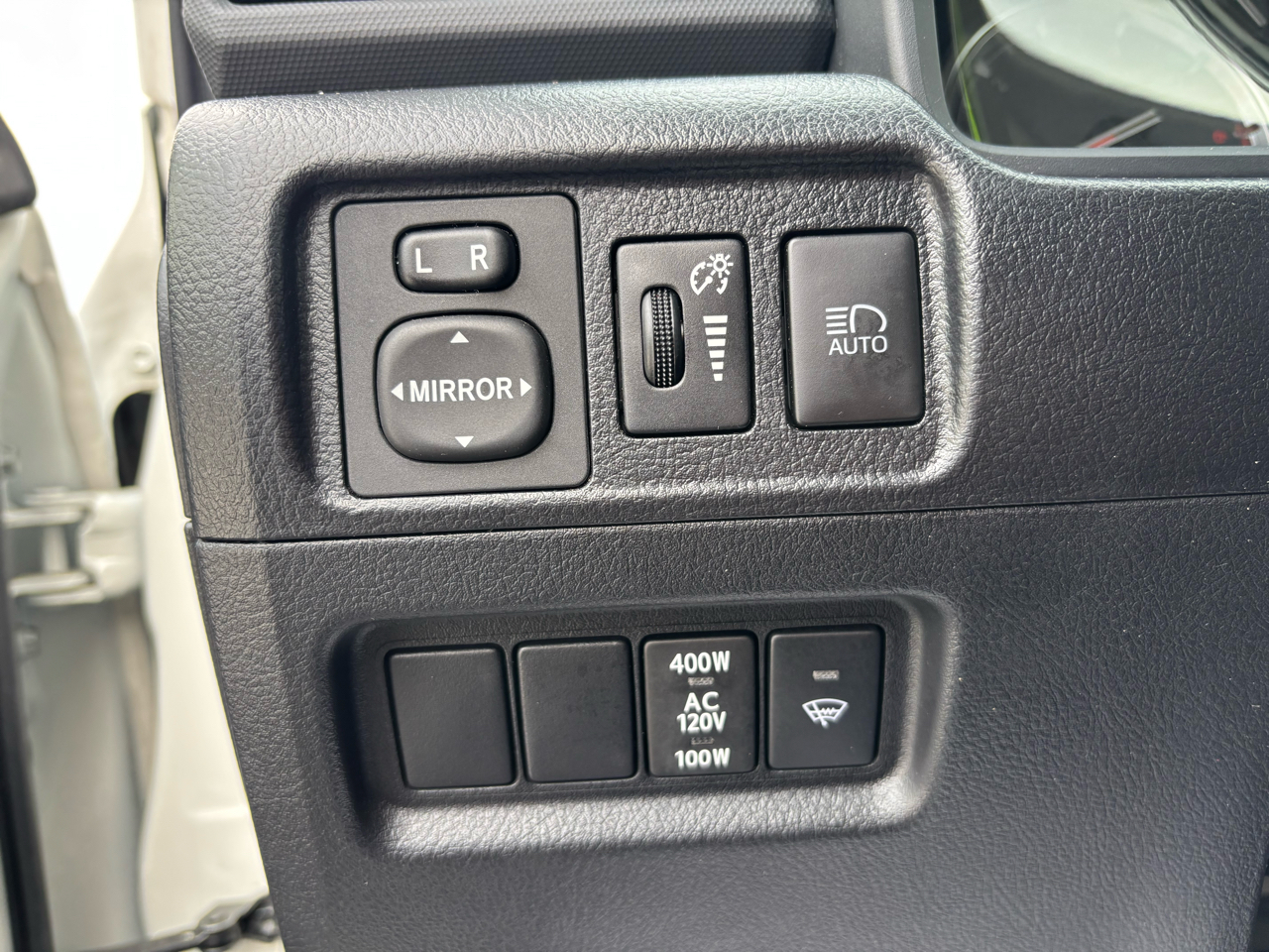 Toyota 4Runner TRD Off Road 4WD (Natl) 2023