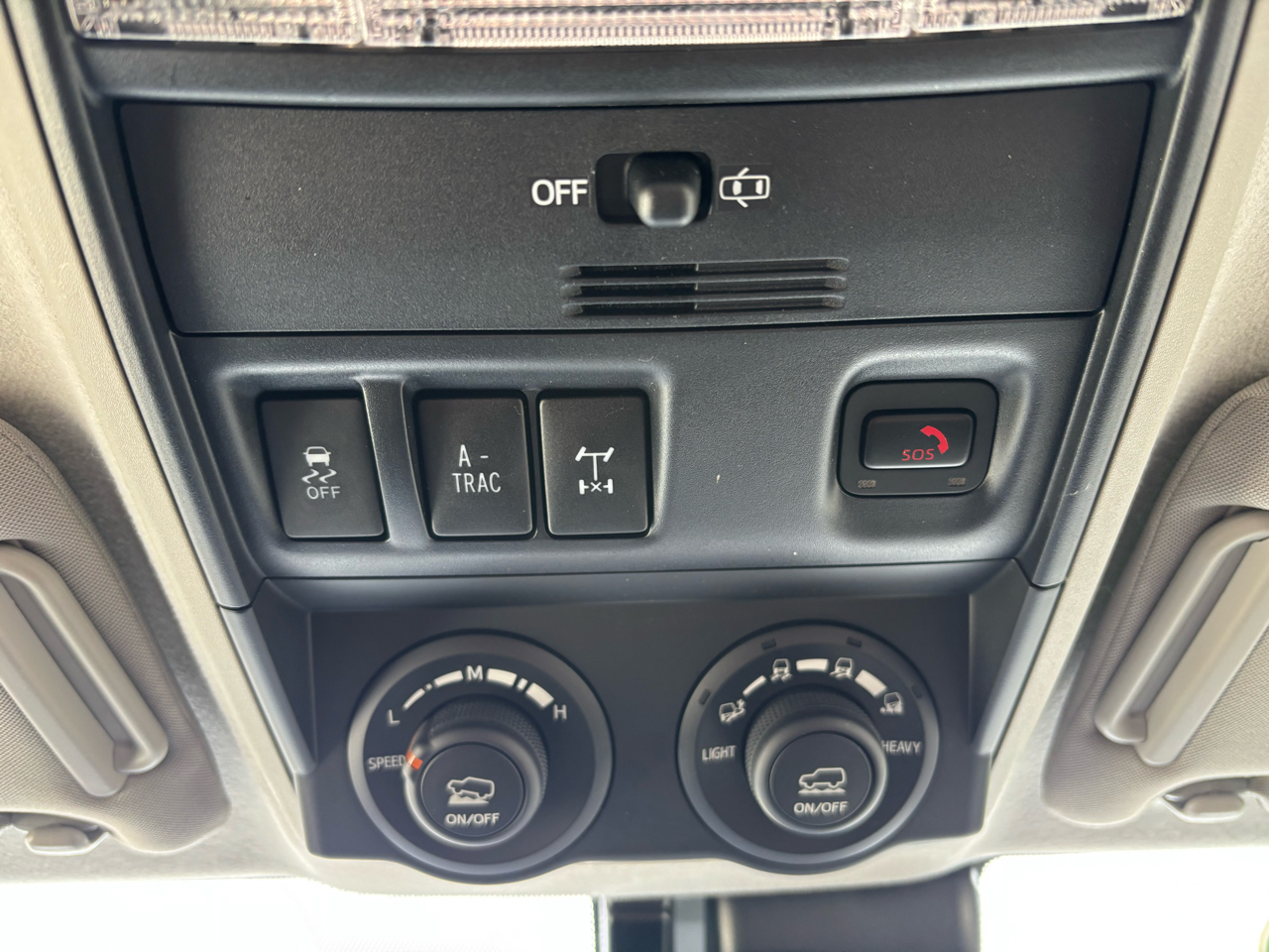 Toyota 4Runner TRD Off Road 4WD (Natl) 2023