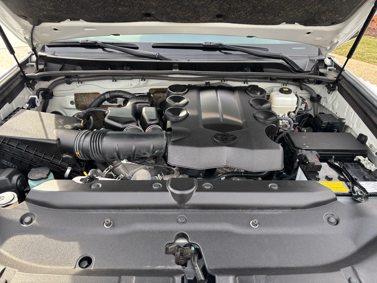 Toyota 4Runner TRD Off Road 4WD (Natl) 2023