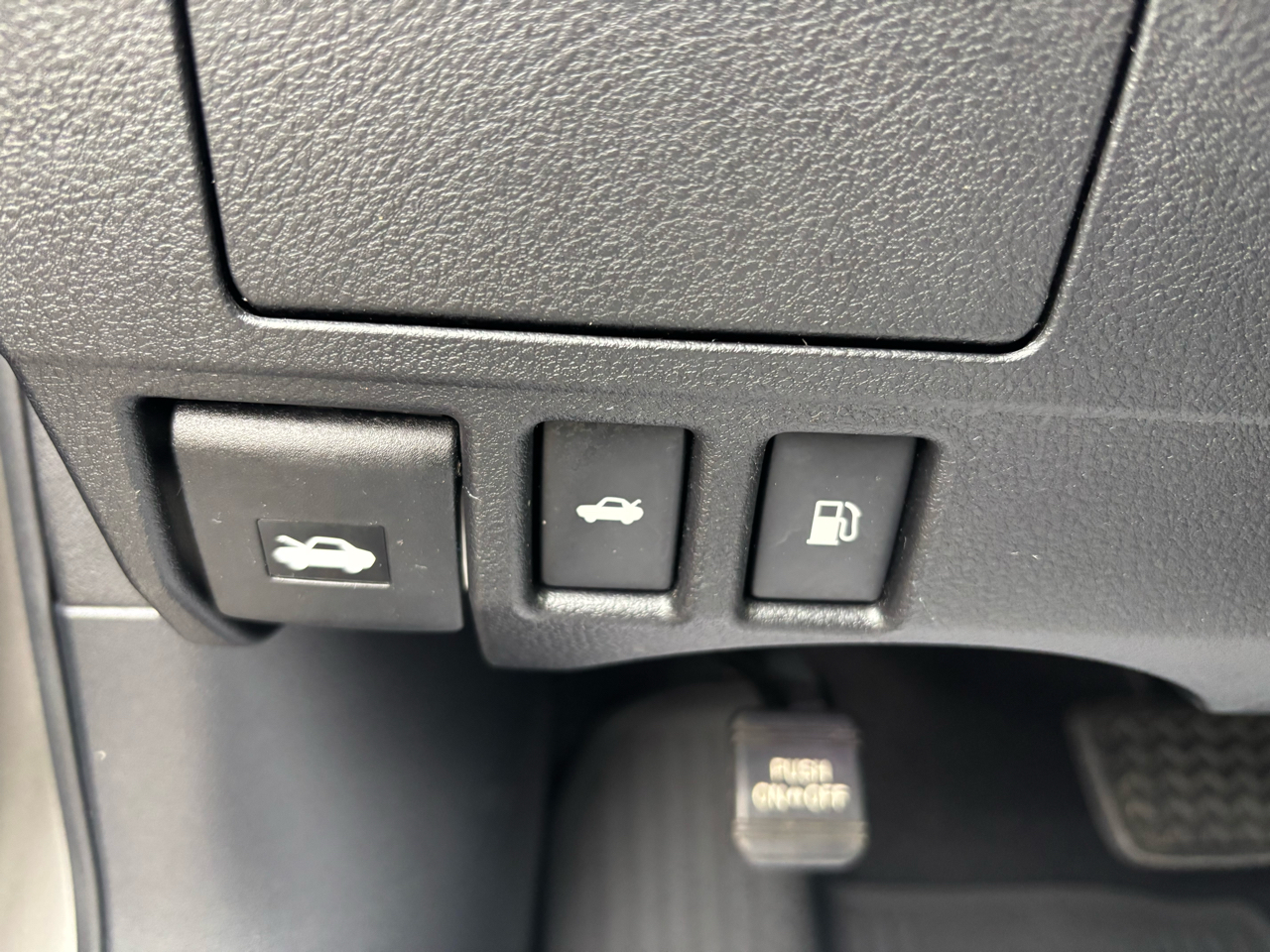 Lexus ES ES 300h FWD 2017