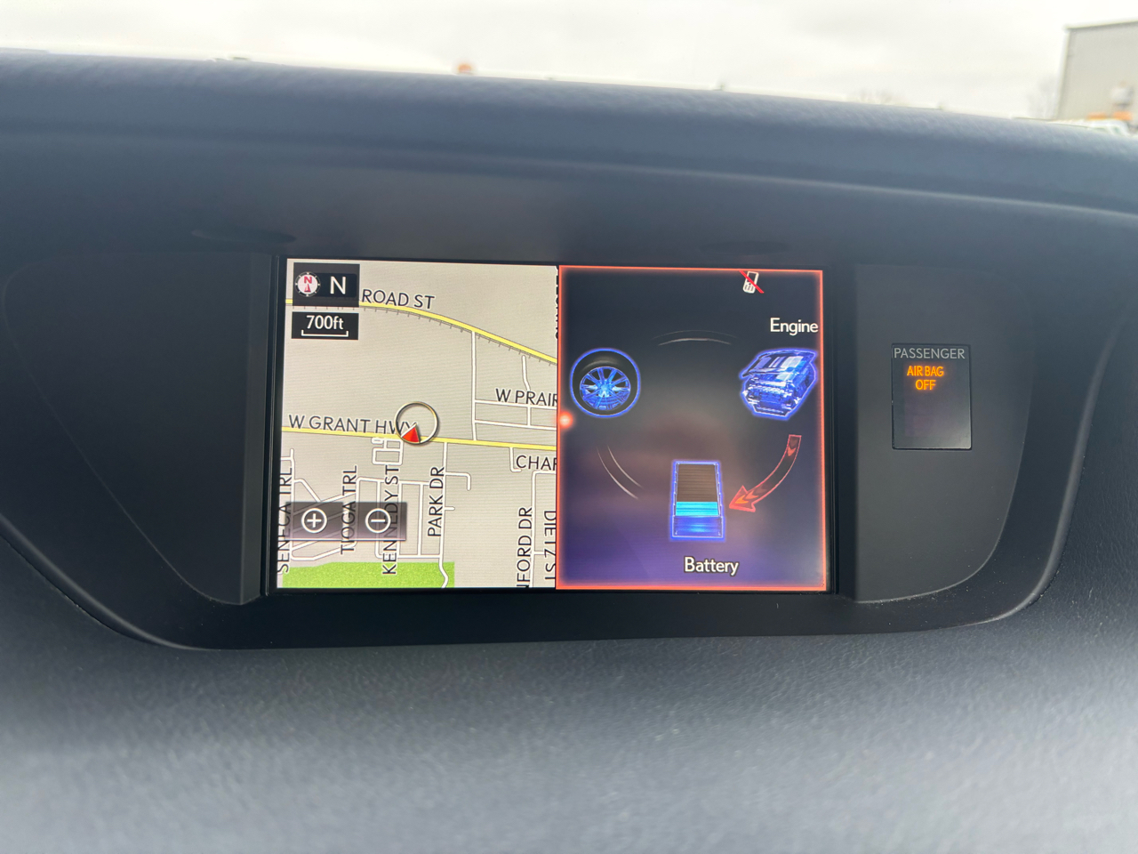 Lexus ES ES 300h FWD 2017