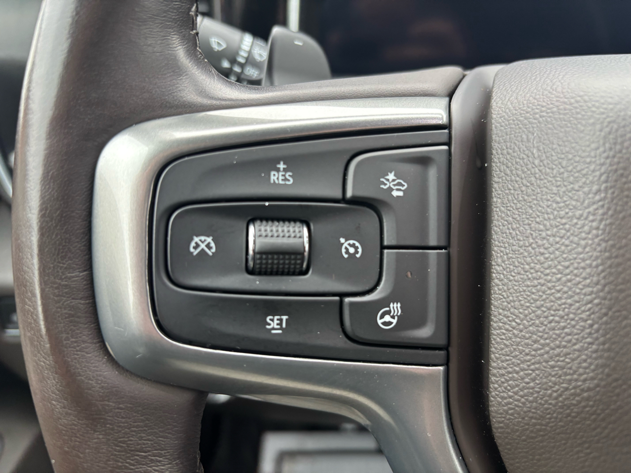 Chevrolet Silverado 1500 4WD Crew Cab 147" RST 2023