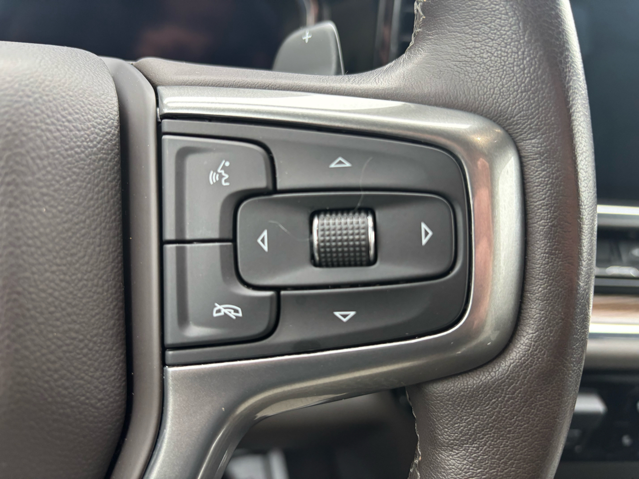 Chevrolet Silverado 1500 4WD Crew Cab 147" RST 2023