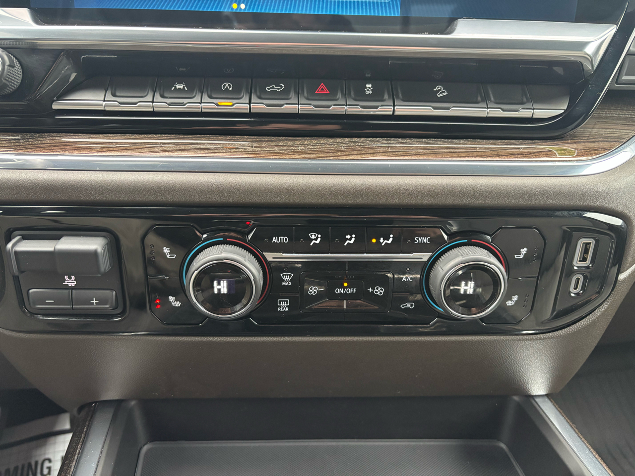 Chevrolet Silverado 1500 4WD Crew Cab 147" RST 2023