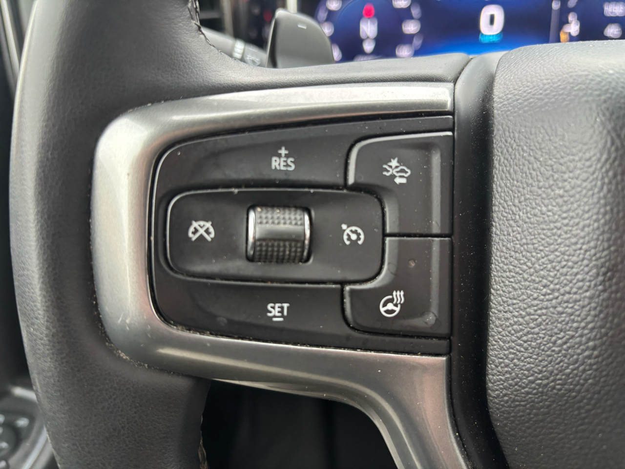 Chevrolet Silverado 1500 4WD Crew Cab 147" LTZ 2024