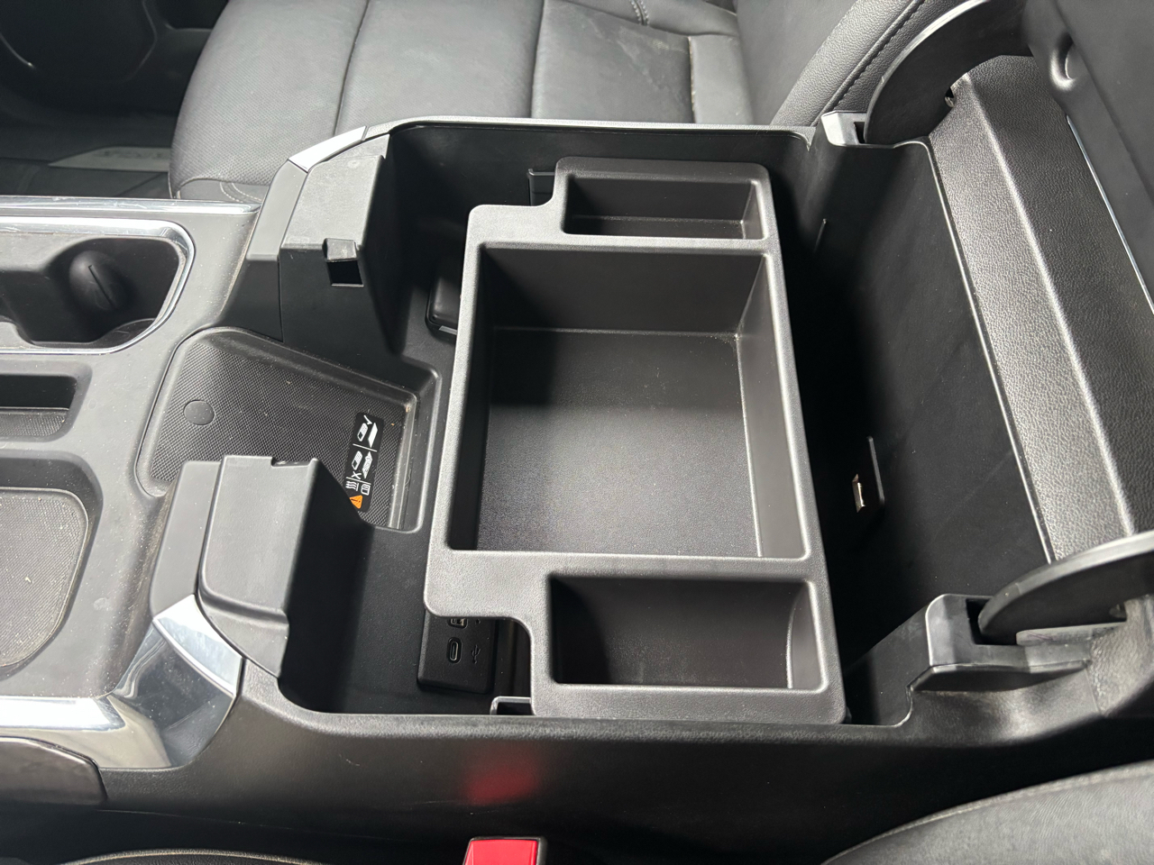 Chevrolet Silverado 1500 4WD Crew Cab 147" LTZ 2024