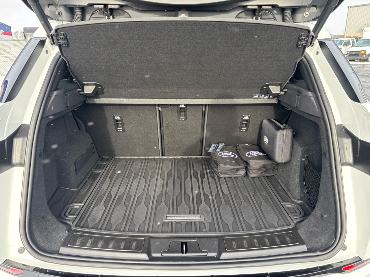 Land Rover Range Rover Evoque R-Dynamic S AWD 2023