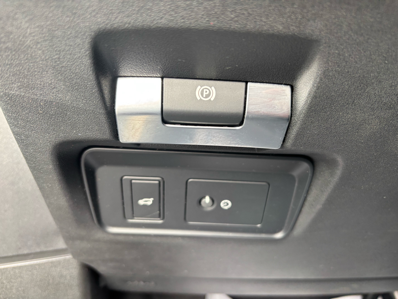 Land Rover Range Rover Evoque R-Dynamic S AWD 2023