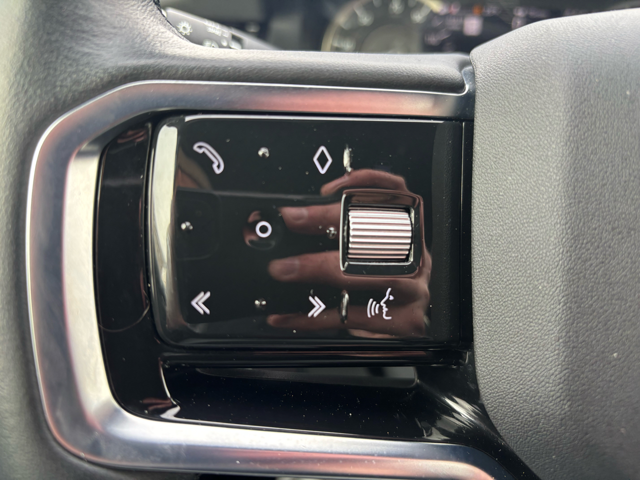 Land Rover Range Rover Evoque R-Dynamic S AWD 2023