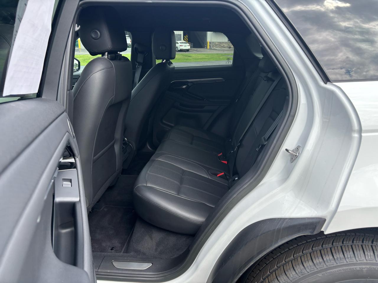 Land Rover Range Rover Evoque R-Dynamic S AWD 2023