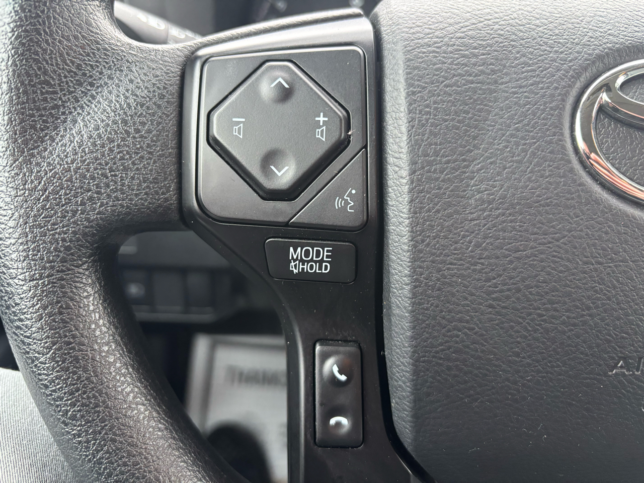 Toyota Tacoma 4WD SR Double Cab 5' Bed V6 AT (Natl) 2023