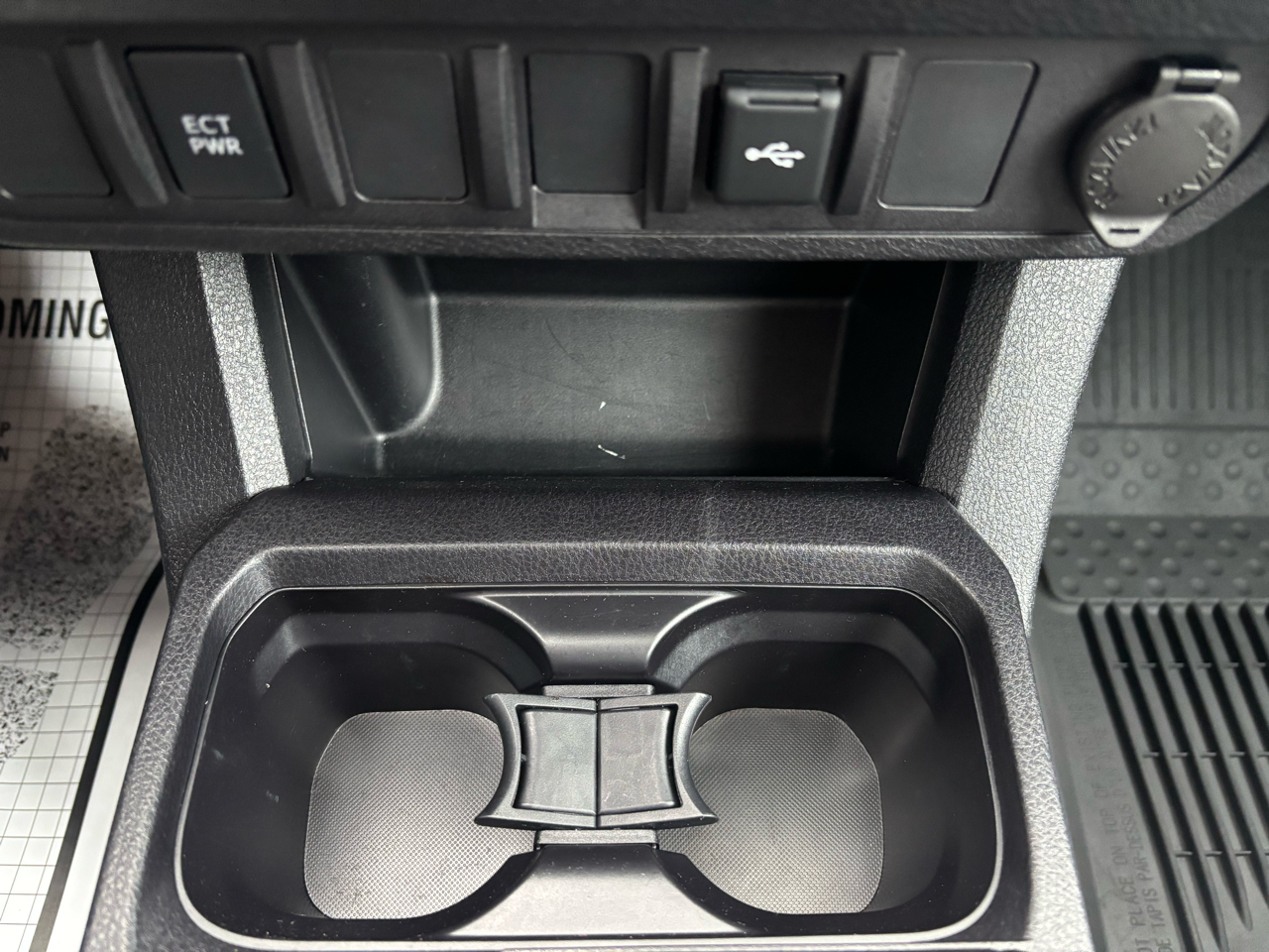 Toyota Tacoma 4WD SR Double Cab 5' Bed V6 AT (Natl) 2023