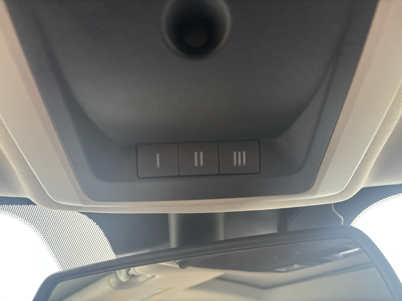 RAM 1500 4WD Crew Cab 140.5" Longhorn Limited 2014