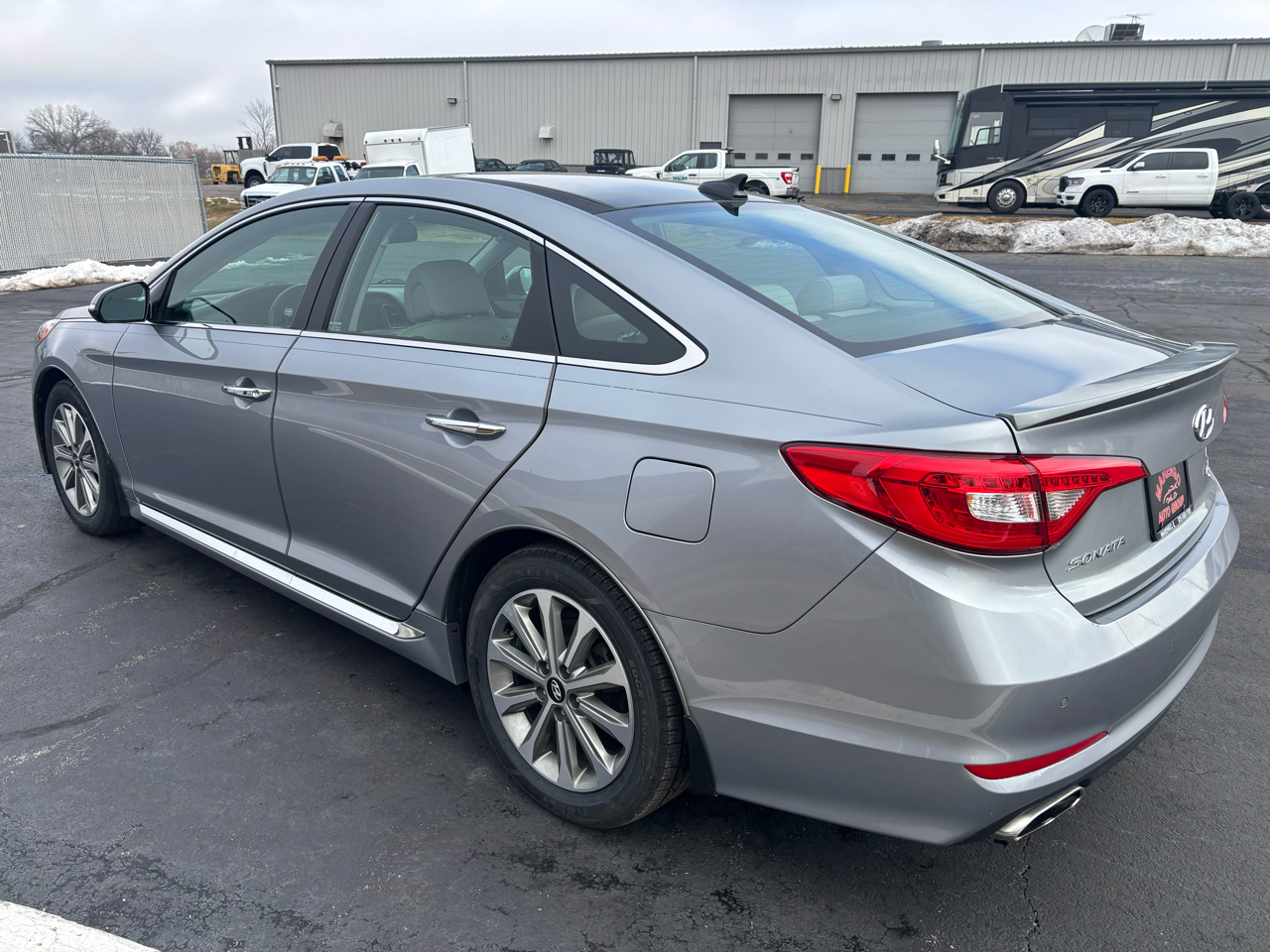 Hyundai Sonata 4dr Sdn 2.4L Limited 2016
