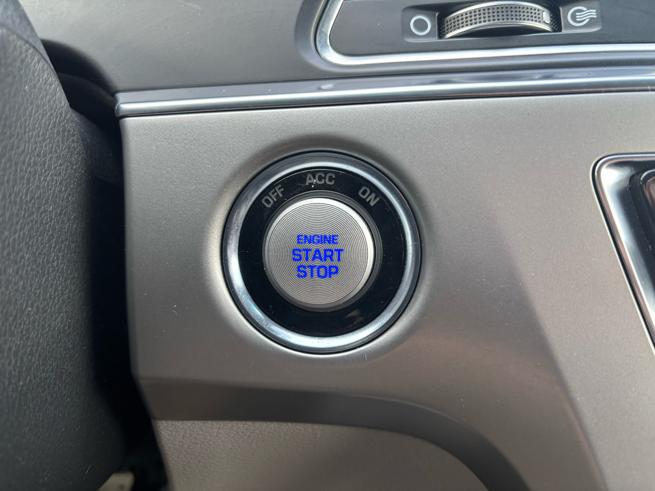 Hyundai Sonata 4dr Sdn 2.4L Limited 2016