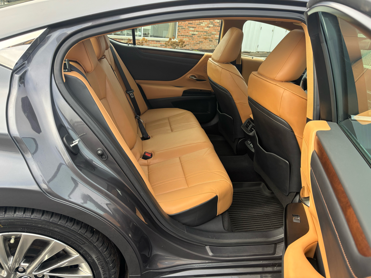 Lexus ES ES 350 Luxury FWD 2023