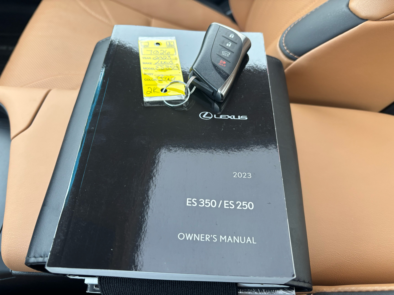 Lexus ES ES 350 Luxury FWD 2023