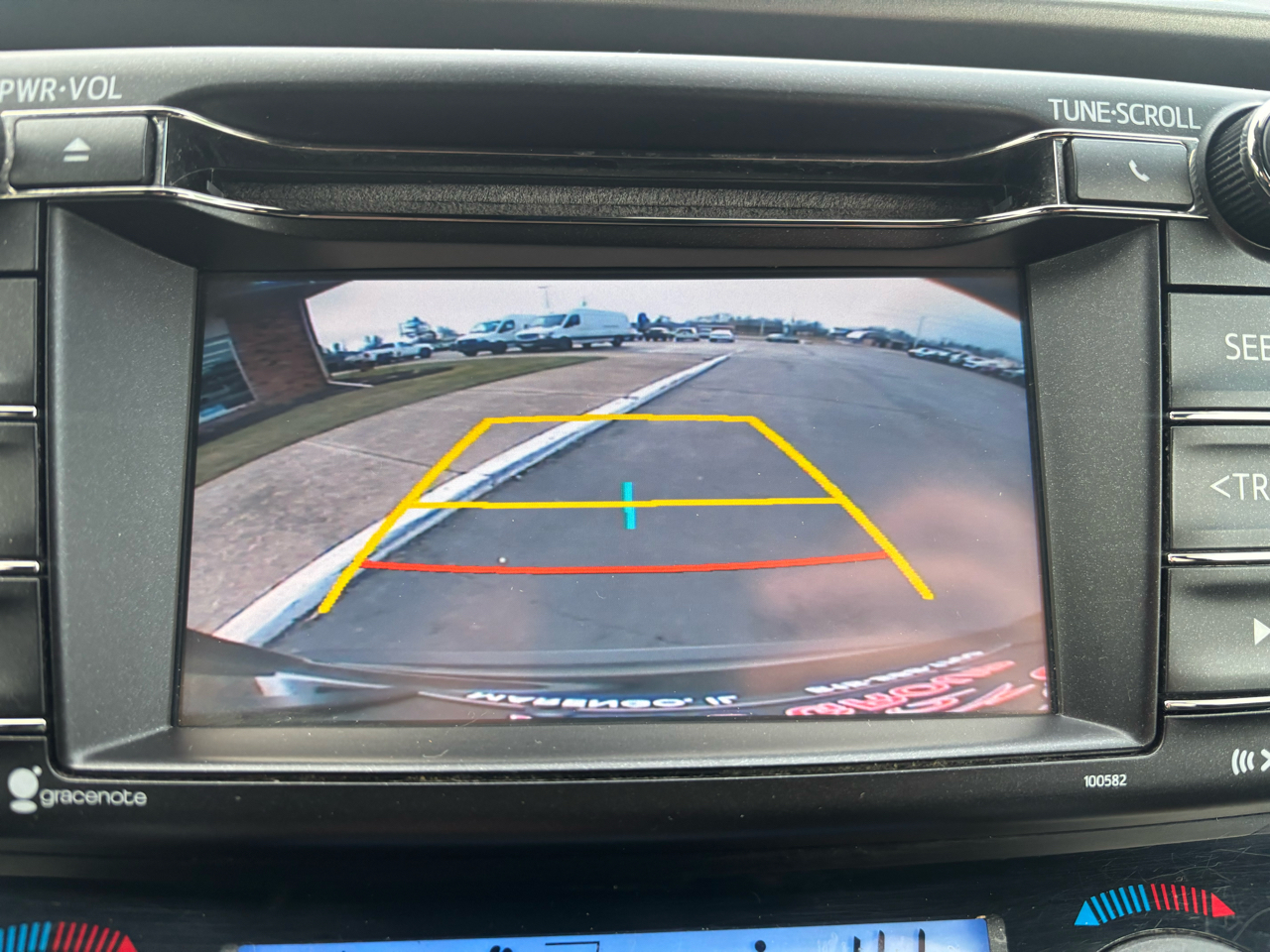 Toyota RAV4 SE AWD (Natl) 2018