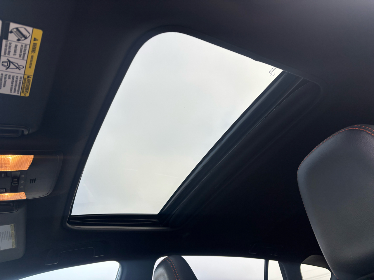 Toyota RAV4 SE AWD (Natl) 2018