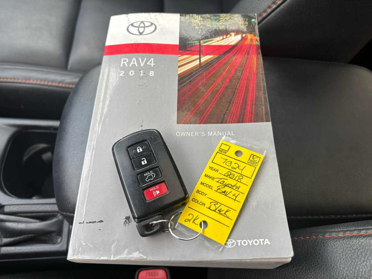 Toyota RAV4 SE AWD (Natl) 2018