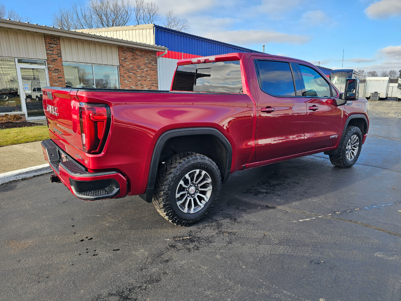 GMC Sierra 1500 4WD Crew Cab 147" AT4 2020