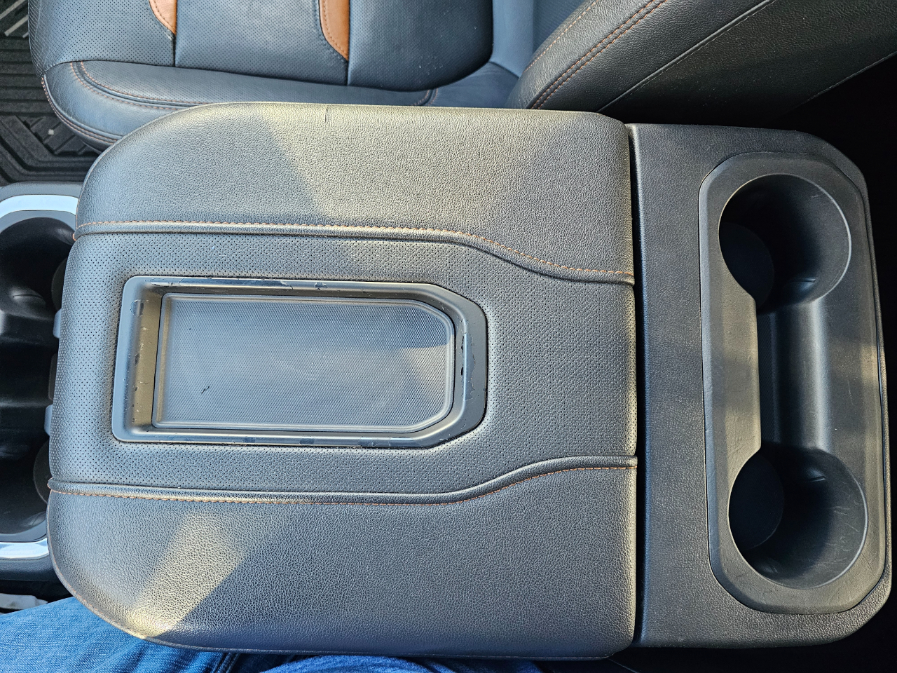 GMC Sierra 1500 4WD Crew Cab 147" AT4 2020