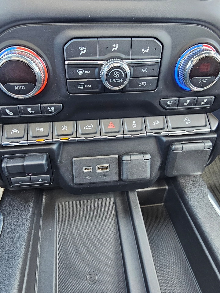 GMC Sierra 1500 4WD Crew Cab 147" AT4 2020