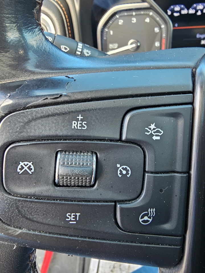 GMC Sierra 1500 4WD Crew Cab 147" AT4 2020