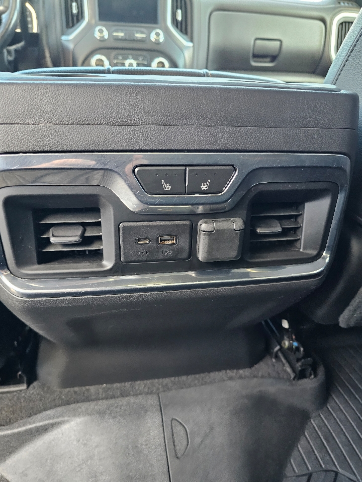 GMC Sierra 1500 4WD Crew Cab 147" AT4 2020