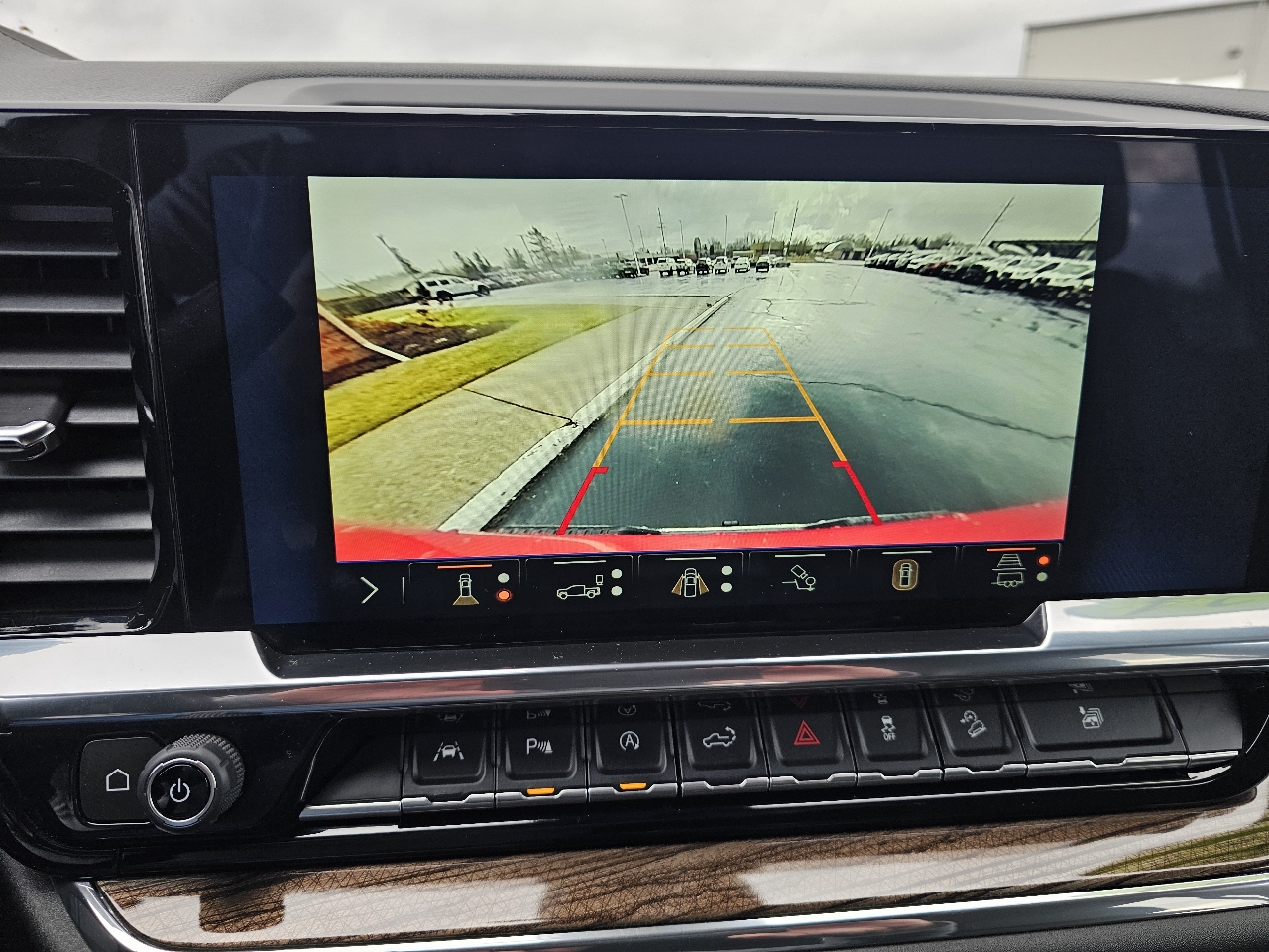 Chevrolet Silverado 1500 4WD Crew Cab 157" LT 2024