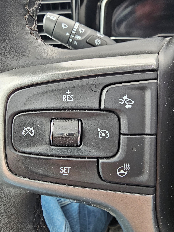 Chevrolet Silverado 1500 4WD Crew Cab 157" LT 2024