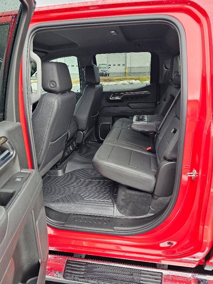 Chevrolet Silverado 1500 4WD Crew Cab 157" LT 2024