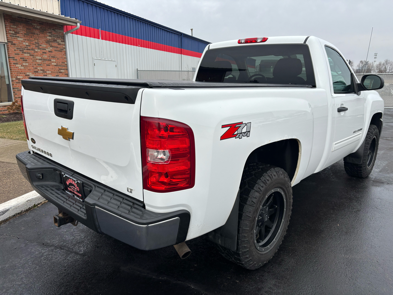 Chevrolet Silverado 1500 4WD Reg Cab 119.0" LT 2012