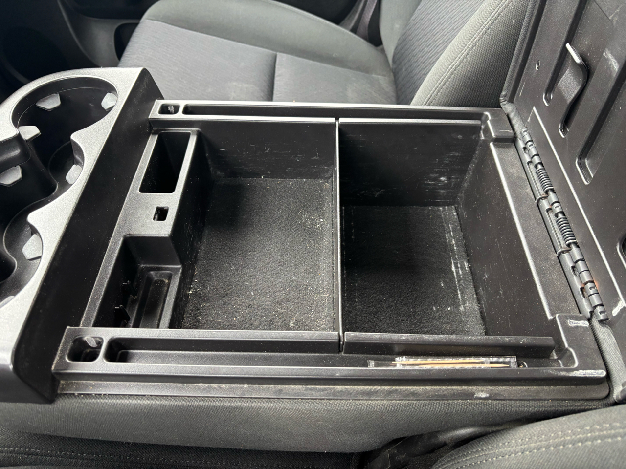 Chevrolet Silverado 1500 4WD Reg Cab 119.0" LT 2012