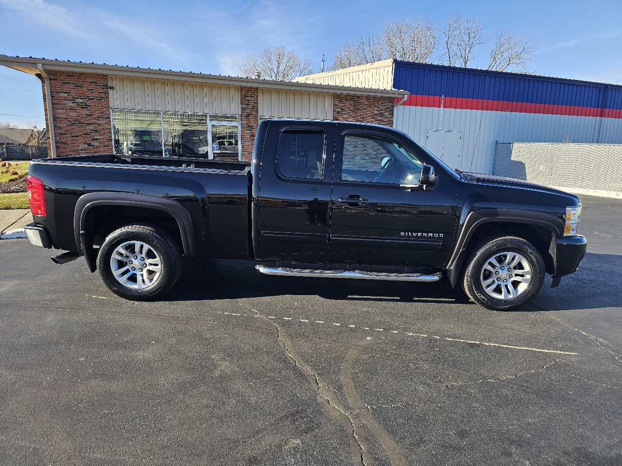 Chevrolet Silverado 1500 4WD Ext Cab 143.5" LTZ 2012