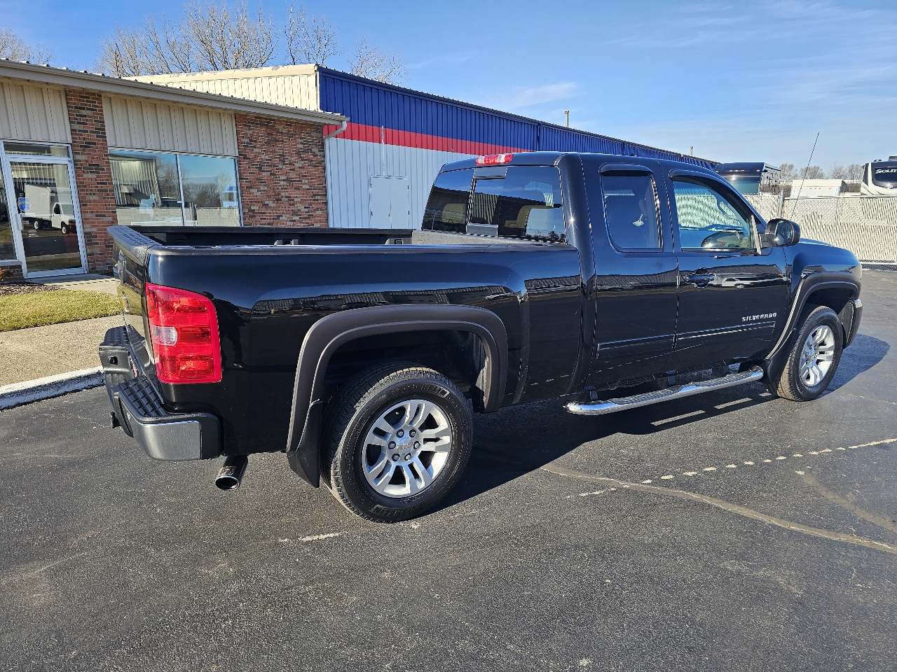 Chevrolet Silverado 1500 4WD Ext Cab 143.5" LTZ 2012