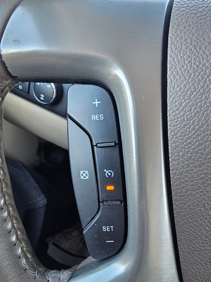 Chevrolet Silverado 1500 4WD Ext Cab 143.5" LTZ 2012