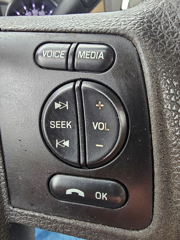 Ford Super Duty F-250 SRW 4WD Crew Cab 156" King Ranch 2011