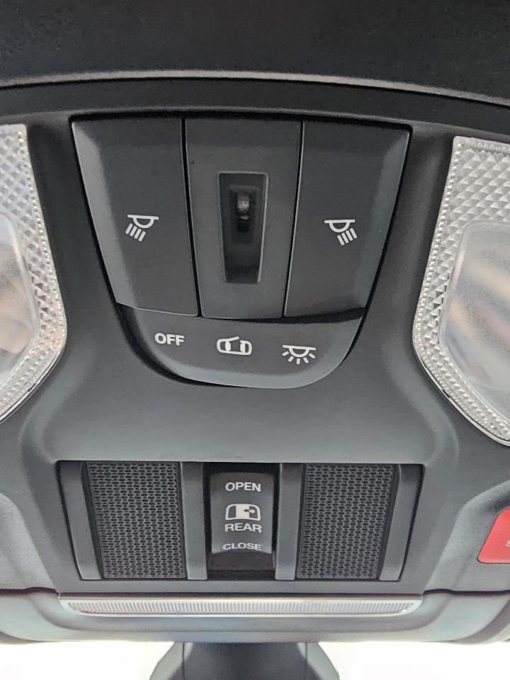 RAM 1500 Big Horn 4x4 Crew Cab 5'7" Box 2022