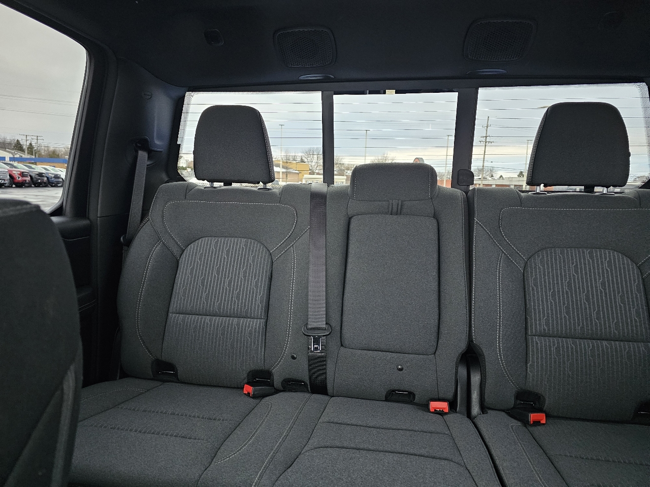 RAM 1500 Big Horn 4x4 Crew Cab 5'7" Box 2022