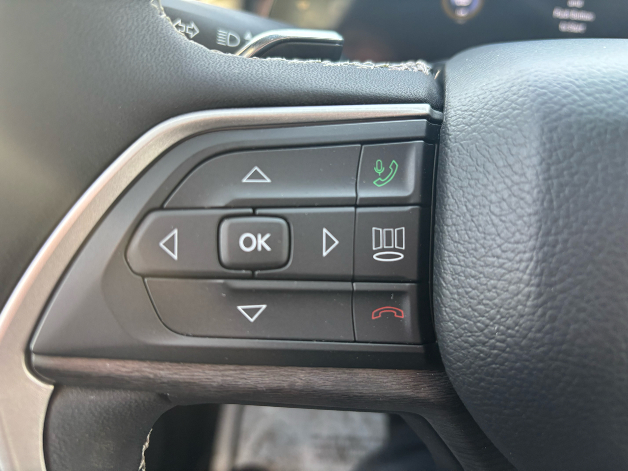 Jeep Grand Cherokee Limited 4x4 2023