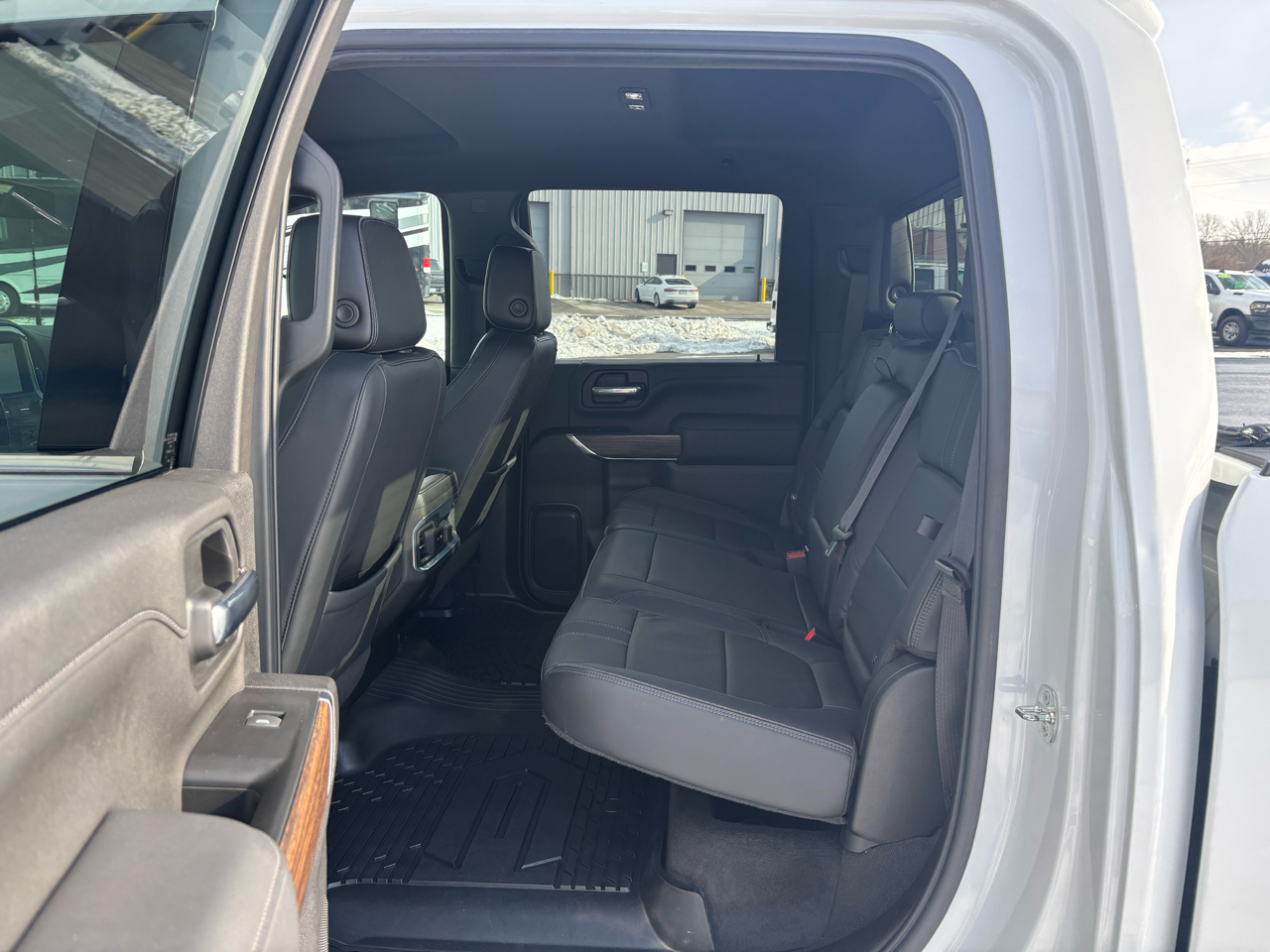 Chevrolet Silverado 2500HD 4WD Crew Cab 159" High Country 2022