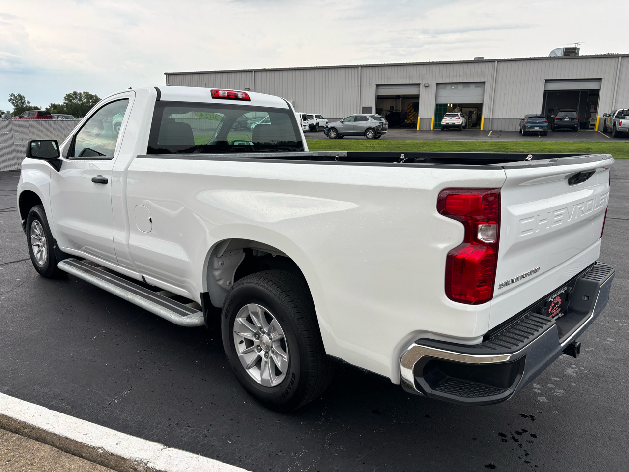 Chevrolet Silverado 1500 2WD Reg Cab 140" Work Truck 2024